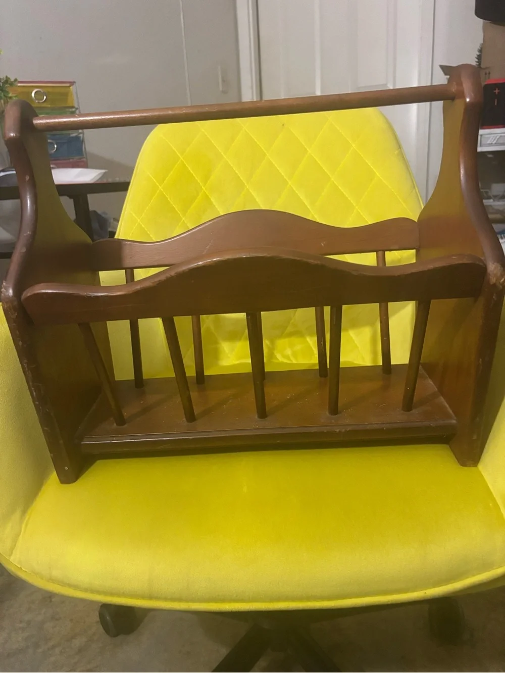 Vintage Rustic Brown Wooden Magazine Rack - Home Wall Decor